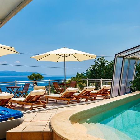 Ičići Villa Roses Apartments & Wellness מראה חיצוני תמונה