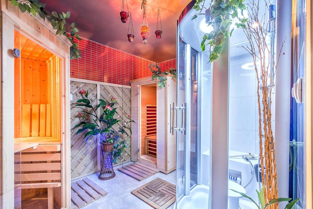 Ičići Villa Roses Apartments & Wellness מראה חיצוני תמונה