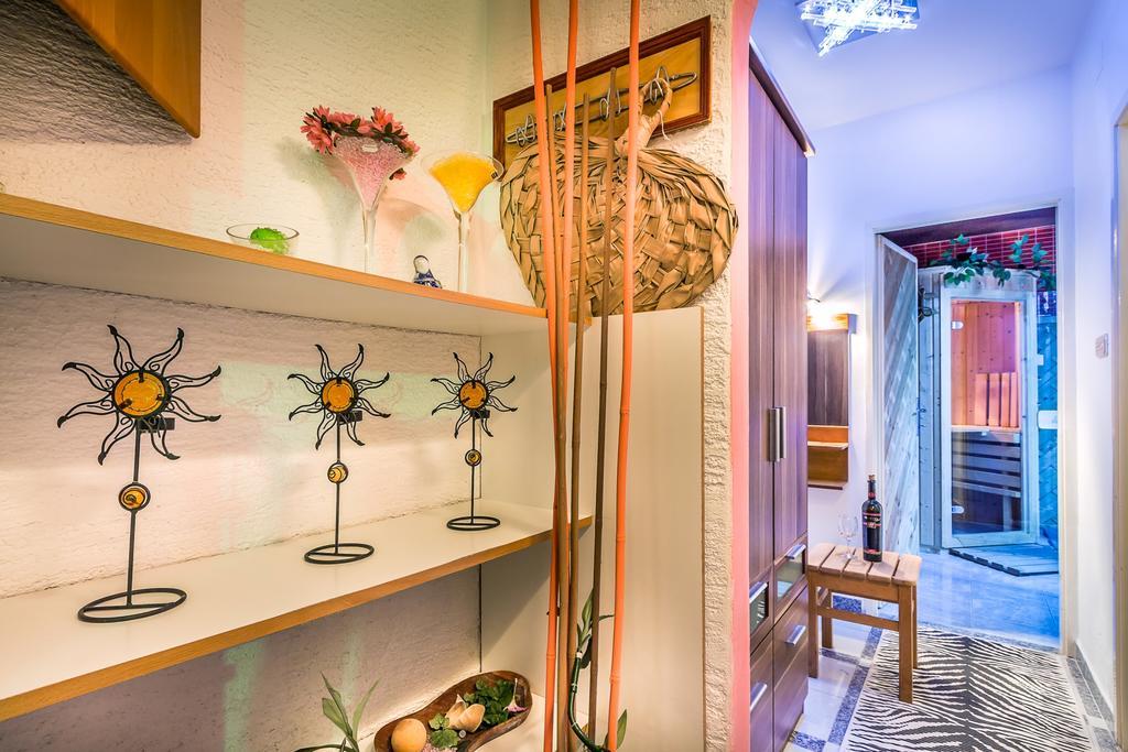 Ičići Villa Roses Apartments & Wellness מראה חיצוני תמונה