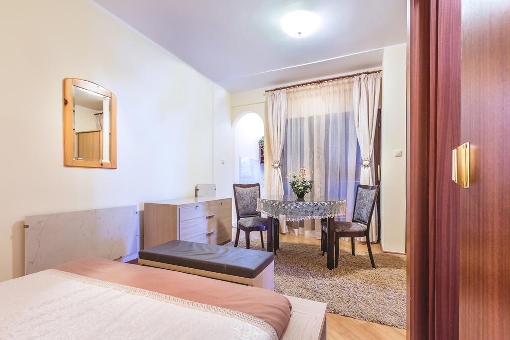 Ičići Villa Roses Apartments & Wellness מראה חיצוני תמונה