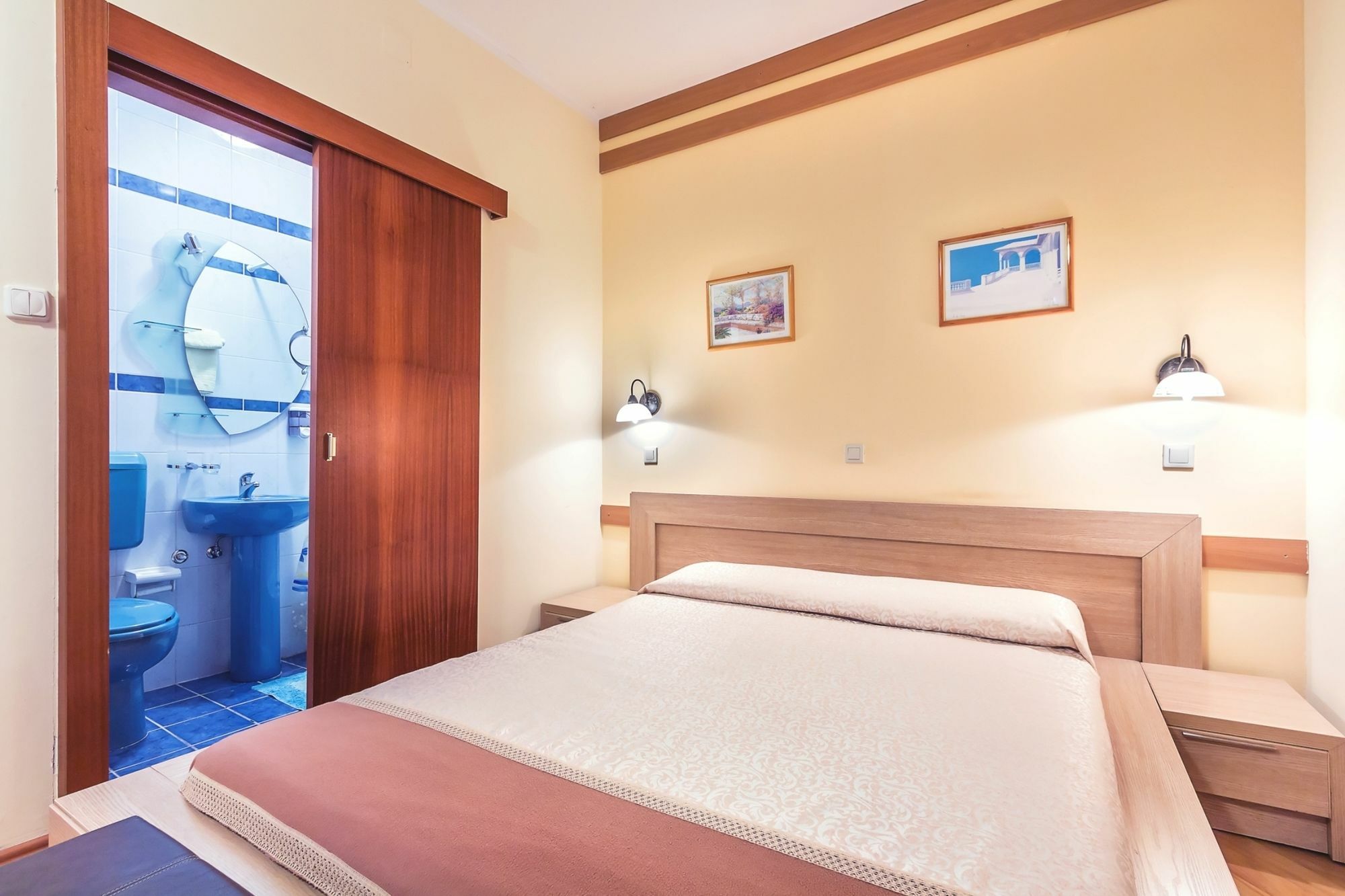 Ičići Villa Roses Apartments & Wellness מראה חיצוני תמונה