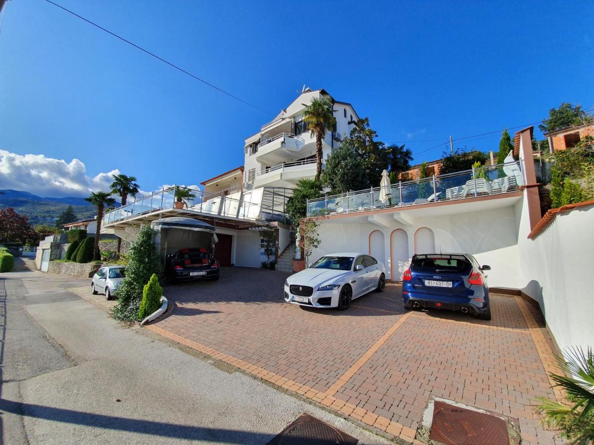 Ičići Villa Roses Apartments & Wellness מראה חיצוני תמונה